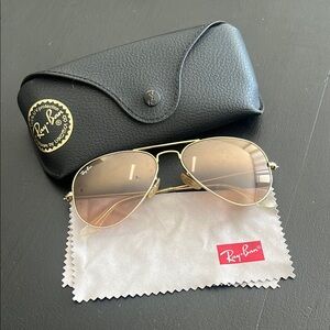 Ray-Ban Gold Aviator Sunglasses